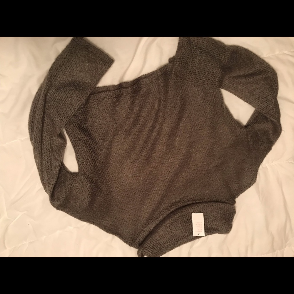 Crop top sweater